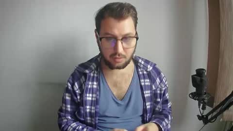 Snapshot of 21jus chatting on 12-03-25, 12:36 21jus online show from 12-03-25, 12:36