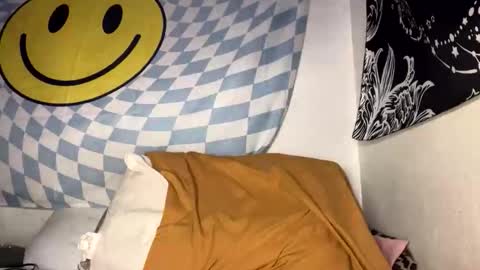 AlecurClit online show from 10-18-25, 05:46