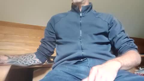 Snapshot of 22_acacia_avenue chatting on 06-02-26, 11:34 22_acacia_avenue online show from 06-02-26, 11:34