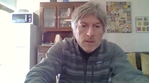 22esserre online show from 01-03-25, 09:47