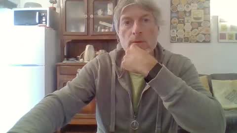 22esserre online show from 10-02-25, 11:39