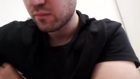 Snapshot of 22fish22_ chatting on 11-10-25, 02:27 22fish22_ online show from 11-10-25, 02:27