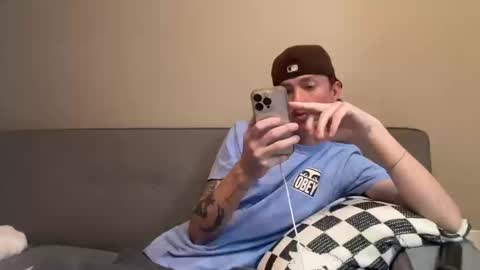 26sneakers online show from 10-10-25, 11:37