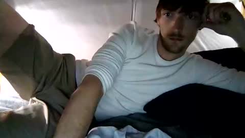 Snapshot of 27tnguy chatting on 02-13-26, 11:28 27tnguy online show from 02-13-26, 11:28