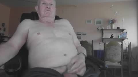 29famila online show from 11-16-25, 01:17