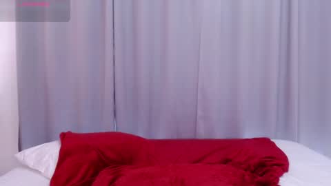 Snapshot of 2acidgirls chatting on 12-14-25, 01:05 2 ACIDGIRLS online show from 12-14-25, 01:05