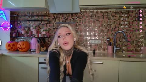     30 NOV  online show from 10-30-25, 11:00