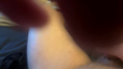 Snapshot of 2centz chatting on 10-28-25, 04:09 2centz online show from 10-28-25, 04:09