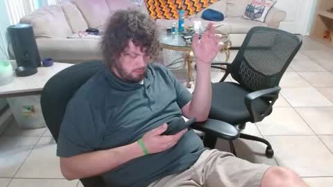 Snapshot of 2dirtyhillbillies chatting on 05-20-26, 11:05 ThrillBilly online show from 05-20-26, 11:05