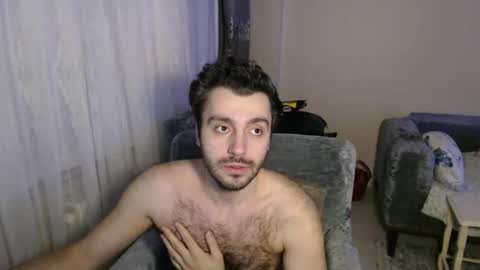 Snapshot of 2handsomeman chatting on 04-17-26, 11:08 Berk online show from 04-17-26, 11:08