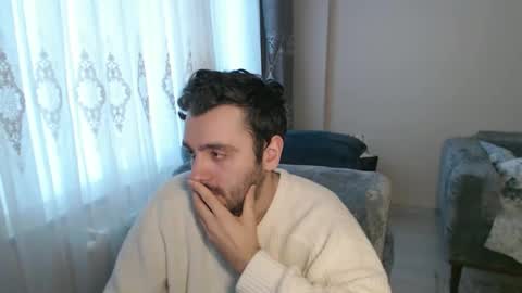 Snapshot of 2handsomeman chatting on 04-18-26, 04:33 Berk online show from 04-18-26, 04:33