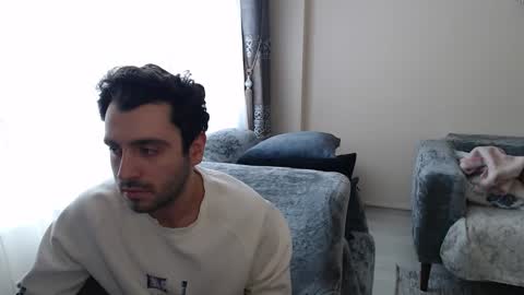 Snapshot of 2handsomeman chatting on 04-23-26, 02:19 Berk online show from 04-23-26, 02:19