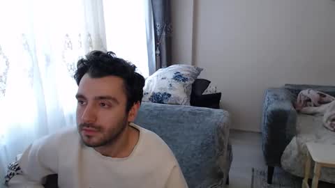 Snapshot of 2handsomeman chatting on 04-25-26, 04:15 Berk online show from 04-25-26, 04:15