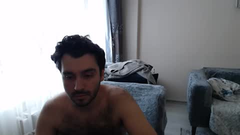 Snapshot of 2handsomeman chatting on 04-27-26, 11:52 Berk online show from 04-27-26, 11:52