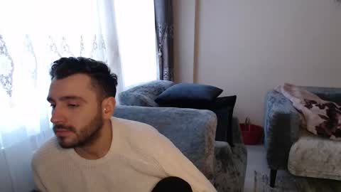 Snapshot of 2handsomeman chatting on 05-02-26, 03:44 Berk online show from 05-02-26, 03:44