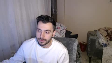 Snapshot of 2handsomeman chatting on 05-05-26, 05:32 Berk online show from 05-05-26, 05:32