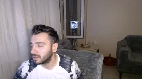 Snapshot of 2handsomeman chatting on 05-09-26, 10:15 Berk online show from 05-09-26, 10:15