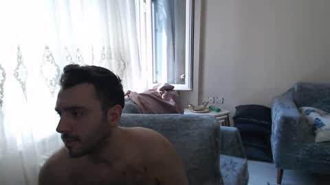 Snapshot of 2handsomeman chatting on 05-11-26, 11:16 Berk online show from 05-11-26, 11:16