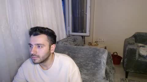 Snapshot of 2handsomeman chatting on 05-15-26, 11:23 Berk online show from 05-15-26, 11:23