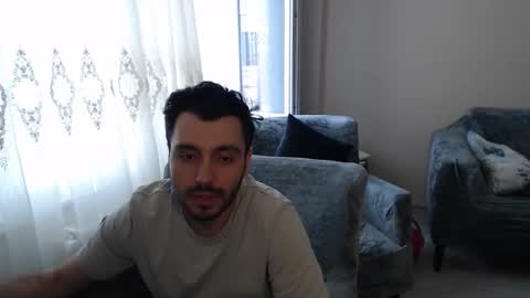 Snapshot of 2handsomeman chatting on 05-20-26, 04:40 Berk online show from 05-20-26, 04:40