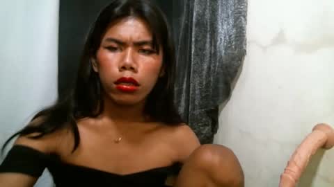 Snapshot of 2mella_reload chatting on 10-06-25, 04:04 MEL online show from 10-06-25, 04:04