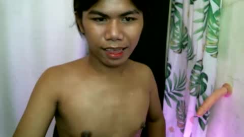 Snapshot of 2mella_reload chatting on 11-11-25, 10:21 MEL online show from 11-11-25, 10:21