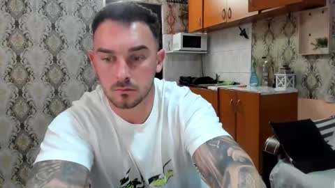 2sexymuscles online show from 11-10-25, 10:31