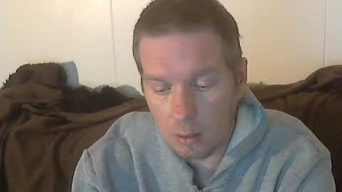 2small4you83 online show from 12-05-24, 01:14