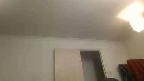 33UK online show from 12-17-24, 02:12