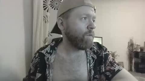 33UK online show from 11-20-25, 07:46