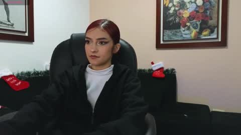 Snapshot of 3badweed3 chatting on 12-17-25, 11:00 Sam online show from 12-17-25, 11:00