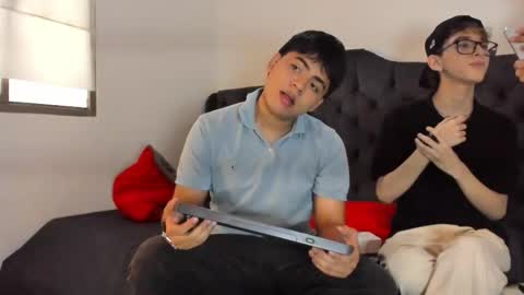 Snapshot of 3guy3 chatting on 11-10-25, 07:24 Guy 1 Guy 2 Guy 3. online show from 11-10-25, 07:24