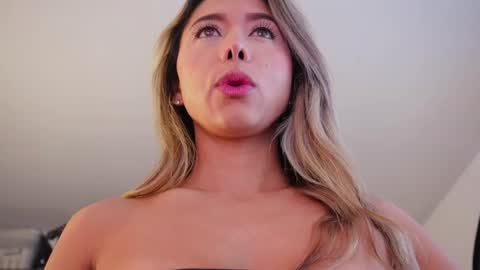 Snapshot of 3kam_amazonian chatting on 05-24-26, 11:26 independent model online show from 05-24-26, 11:26