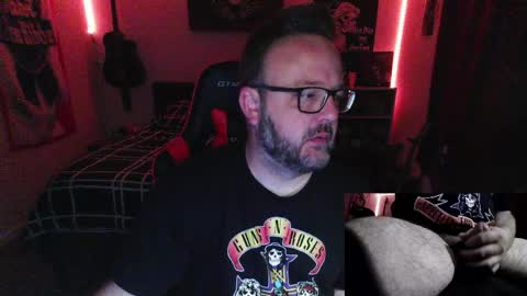 Snapshot of 3ndlessmike chatting on 04-24-26, 11:12 3ndlessmike online show from 04-24-26, 11:12