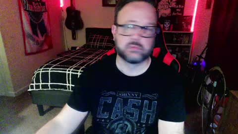 Snapshot of 3ndlessmike chatting on 05-04-26, 01:18 3ndlessmike online show from 05-04-26, 01:18