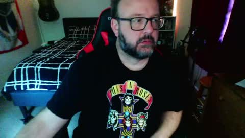 Snapshot of 3ndlessmike chatting on 05-11-26, 02:12 3ndlessmike online show from 05-11-26, 02:12