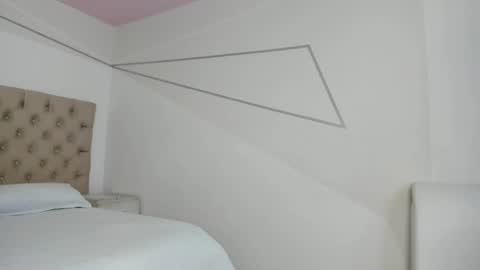 3X NAXAA online show from 10-04-25, 01:42