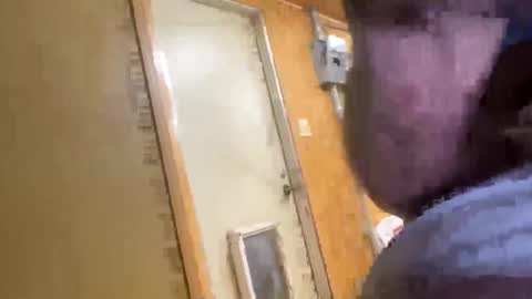 Snapshot of 420danny chatting on 02-09-25, 07:16 420danny online show from 02-09-25, 07:16