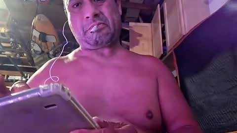420dick420707 online show from 07-10-26, 03:47