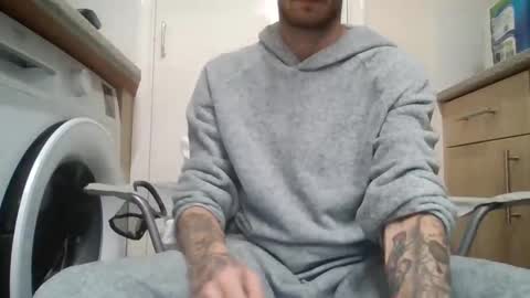 420feetloverr420 online show from 09-25-25, 11:19