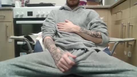 420feetloverr420 online show from 02-10-26, 07:01