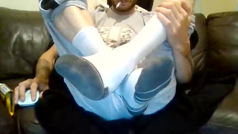 420feetloverr420 online show from 06-11-26, 02:11