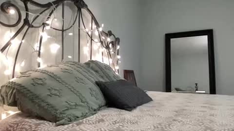 KC420Couple online show from 04-23-26, 07:49