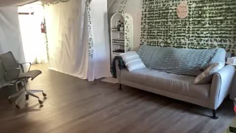 Snapshot of 420kc_couple chatting on 05-15-26, 03:52 KC420Couple online show from 05-15-26, 03:52