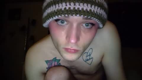 Snapshot of 4ddies_little9irl chatting on 03-08-25, 08:00 Gagecat online show from 03-08-25, 08:00