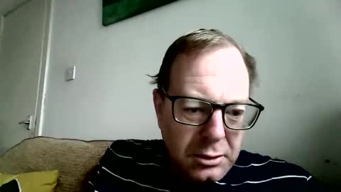 Snapshot of 4rtt43 chatting on 02-27-26, 09:53 robert online show from 02-27-26, 09:53