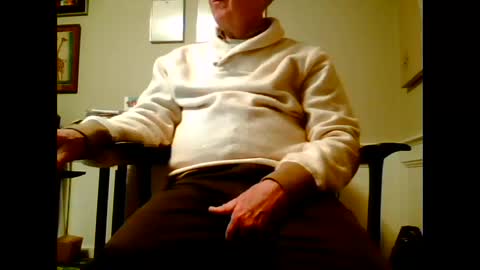 4uguys online show from 12-18-24, 03:15