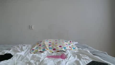 Snapshot of 5dreamer chatting on 12-03-25, 11:19 5dreamer online show from 12-03-25, 11:19