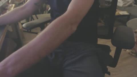 64293boy online show from 01-28-25, 05:54