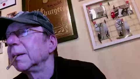 Snapshot of 64shorty chatting on 04-17-26, 09:34 64shorty online show from 04-17-26, 09:34